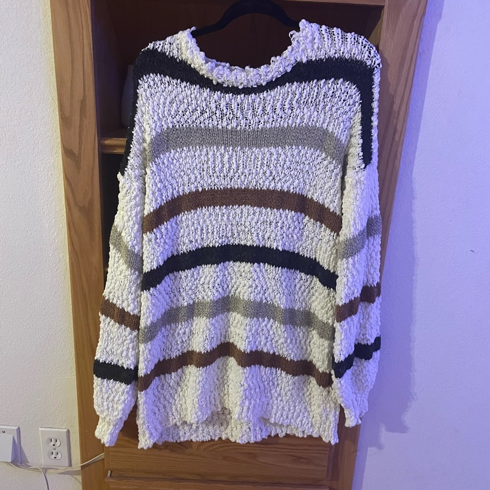 Women’s sweater